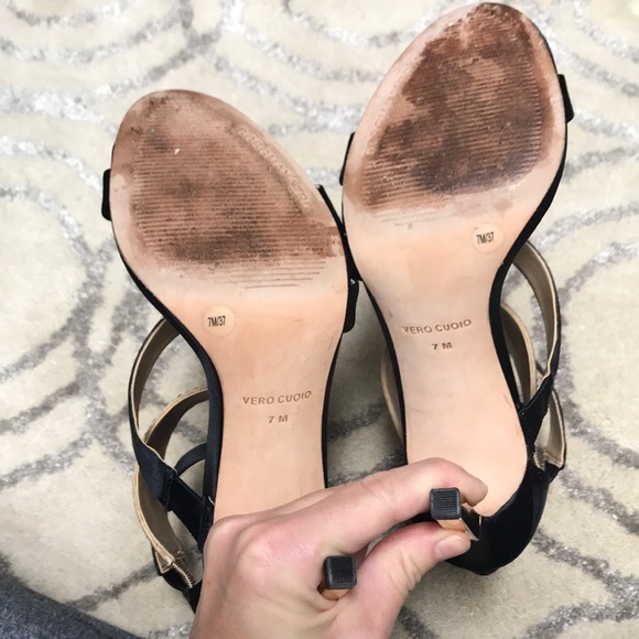 BCBG Maxazria high heels with Zip back! - Picture 4 of 6